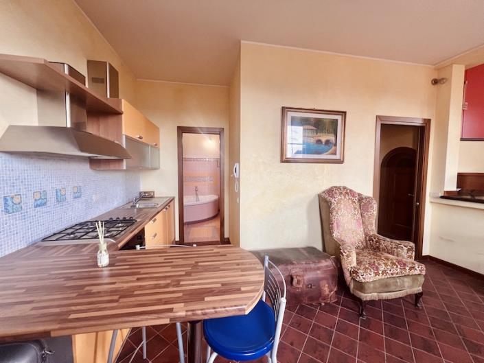 Image No.29-4 Bed House for sale