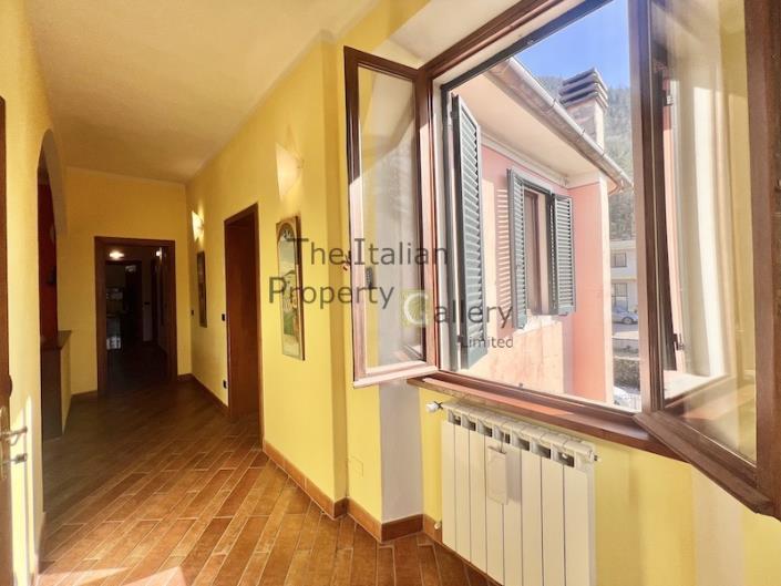 Image No.17-3 Bed Apartment for sale