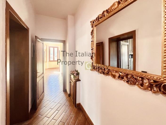 Image No.11-3 Bed Apartment for sale