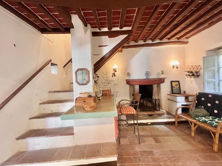 Image No.20-2 Bed House for sale