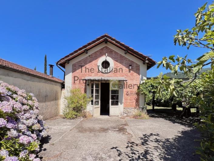 Image No.14-4 Bed Villa / Detached for sale