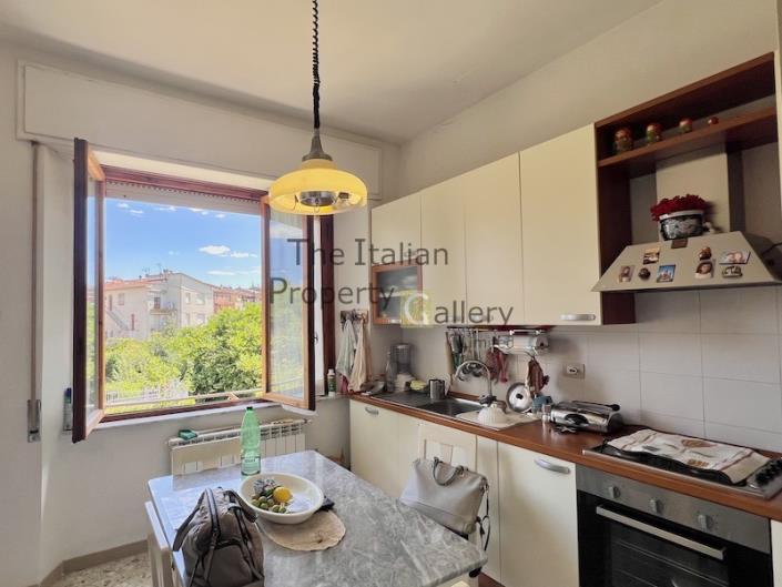 Image No.6-3 Bed Apartment for sale