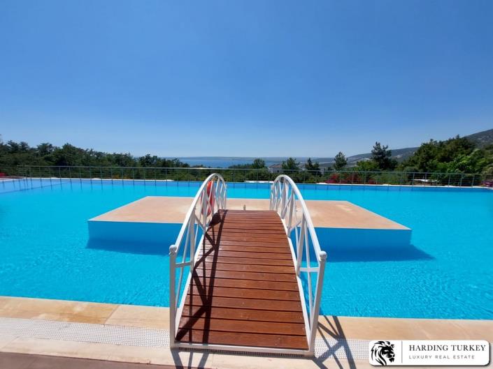 Image No.46-3 Bed Duplex for sale