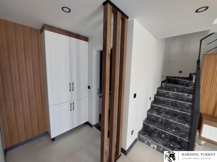 Image No.19-3 Bed Semi-Detached for sale