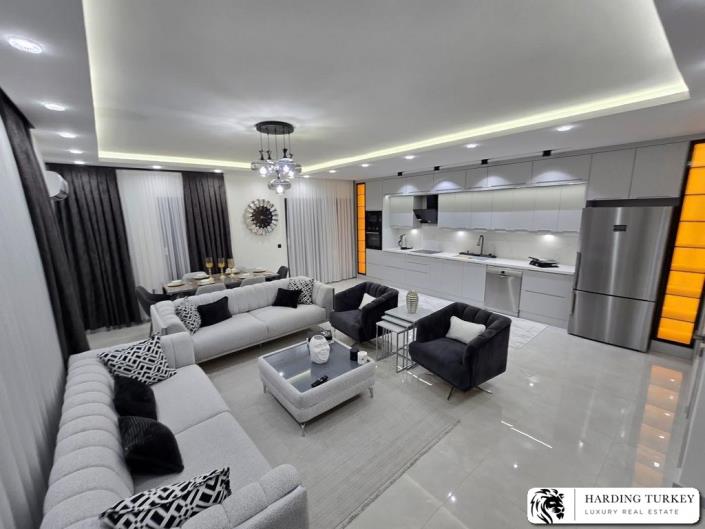 Image No.6-4 Bed Villa / Detached for sale