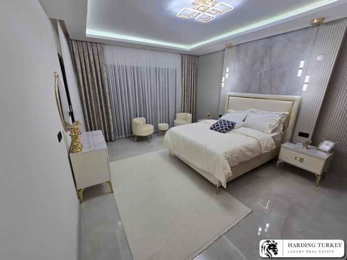 Image No.19-4 Bed Villa / Detached for sale