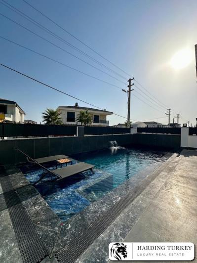 Image No.32-4 Bed Villa / Detached for sale