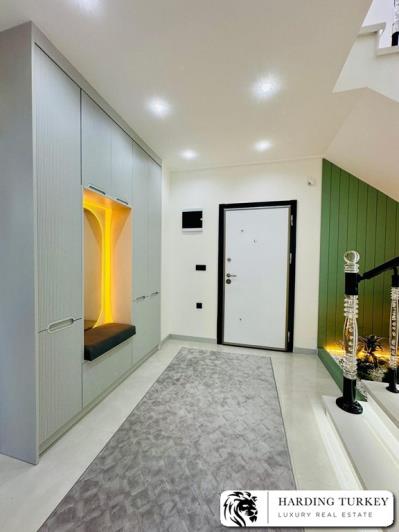 Image No.37-4 Bed Villa / Detached for sale