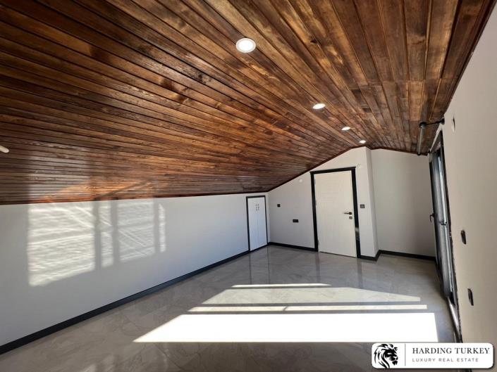 Image No.5-5 Bed Villa / Detached for sale