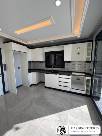 Image No.23-5 Bed Villa / Detached for sale