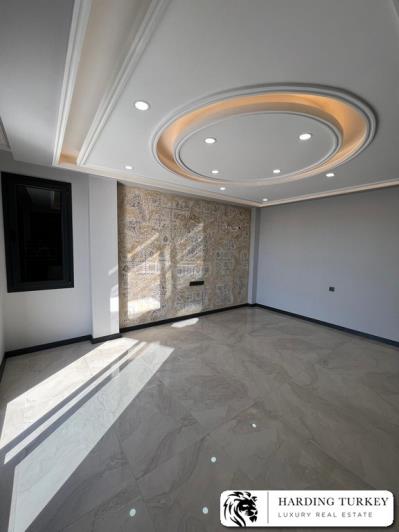 Image No.25-5 Bed Villa / Detached for sale