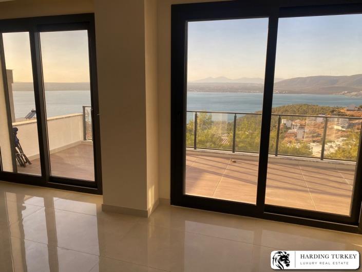 Image No.29-4 Bed Villa / Detached for sale