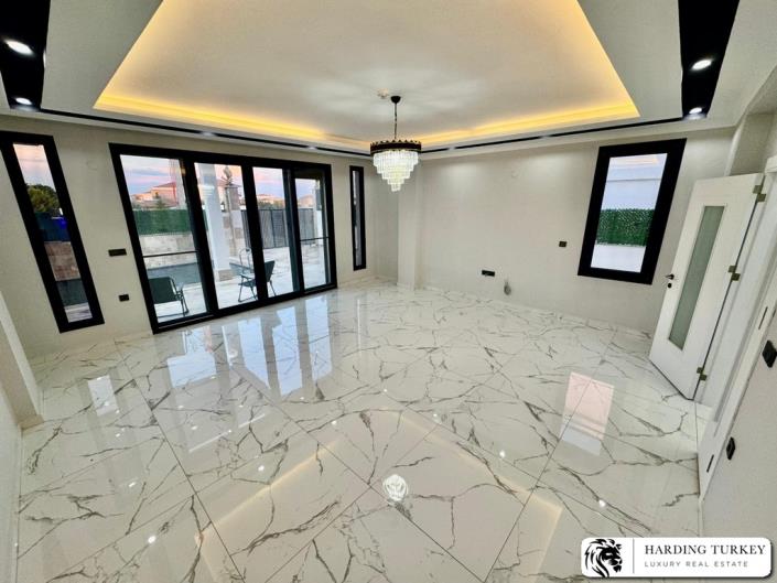 Image No.22-3 Bed Villa / Detached for sale