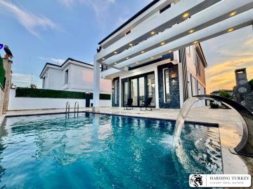 1 - Altinkum, Villa / Detached