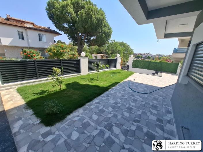 Image No.7-3 Bed Semi-Detached for sale