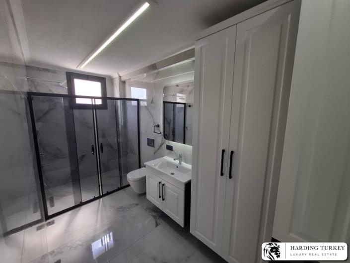 Image No.21-3 Bed Semi-Detached for sale