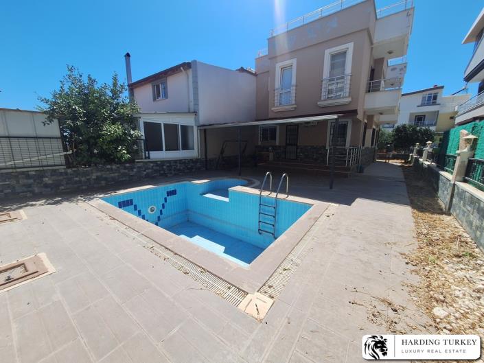 Image No.3-3 Bed Villa / Detached for sale