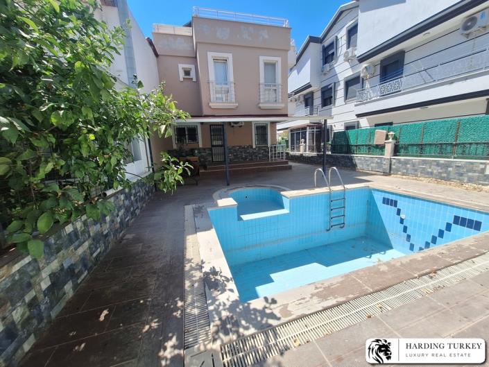 Image No.2-3 Bed Villa / Detached for sale