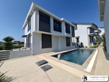 1 - Altinkum, Semi-Detached