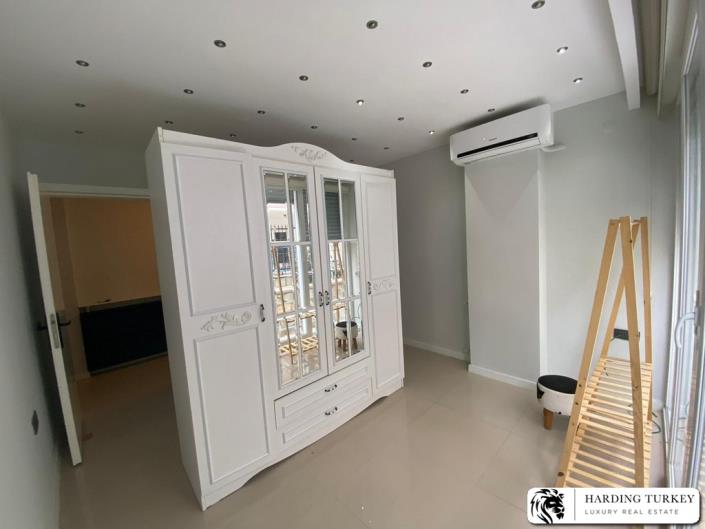 Image No.20-2 Bed Apartment for sale