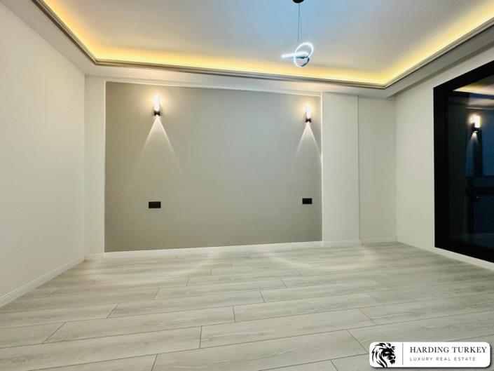 Image No.42-3 Bed Semi-Detached for sale