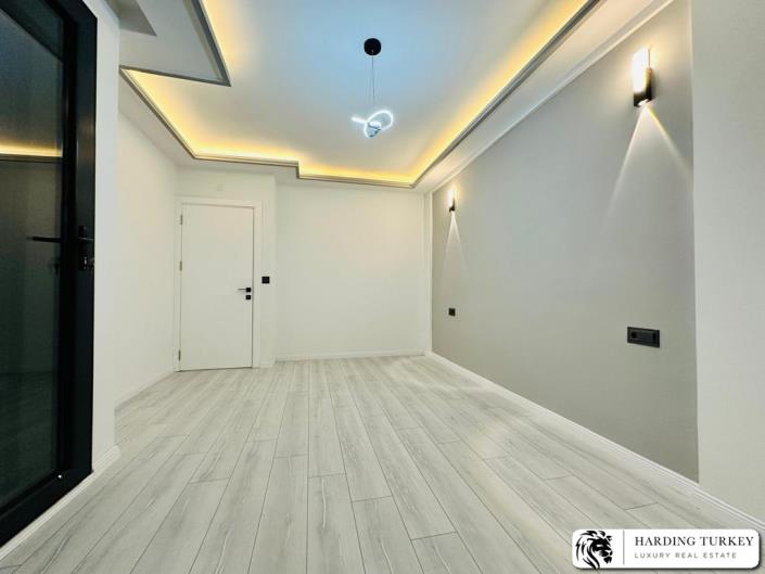 Image No.43-3 Bed Semi-Detached for sale