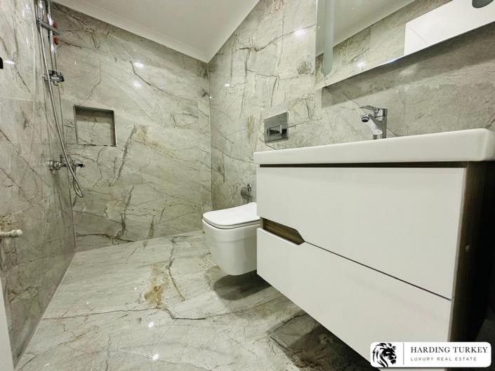 Image No.54-3 Bed Semi-Detached for sale