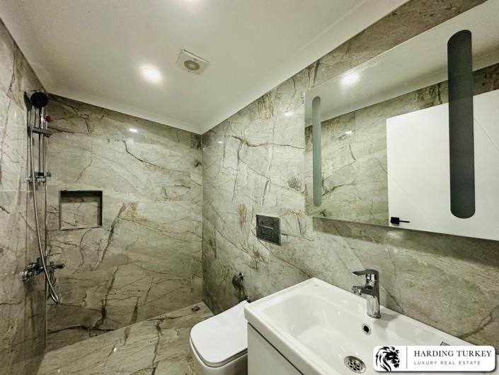 Image No.55-3 Bed Semi-Detached for sale