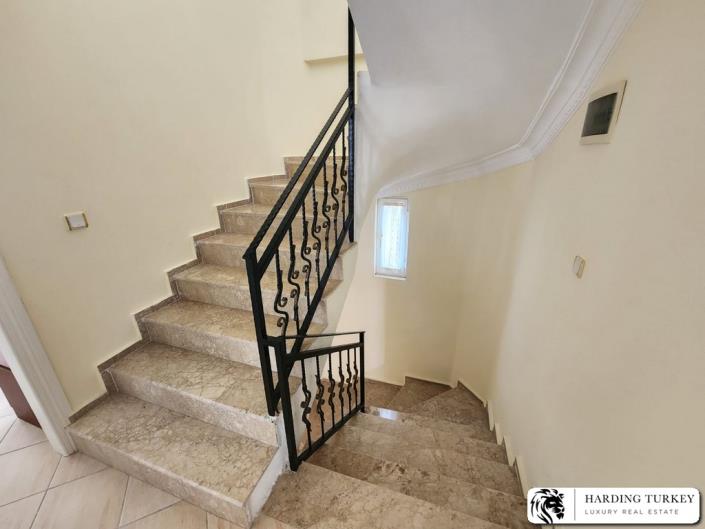 Image No.35-4 Bed Villa / Detached for sale