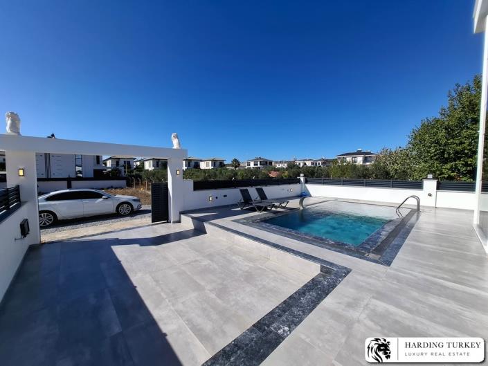 Image No.4-4 Bed Villa / Detached for sale