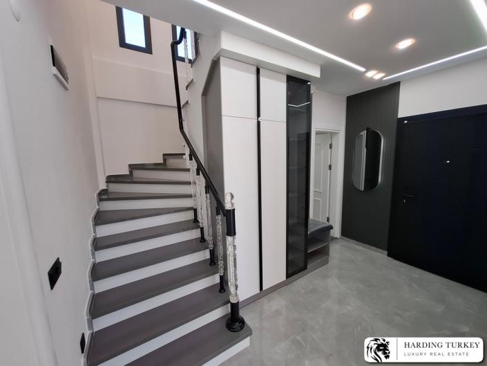 Image No.10-4 Bed Villa / Detached for sale