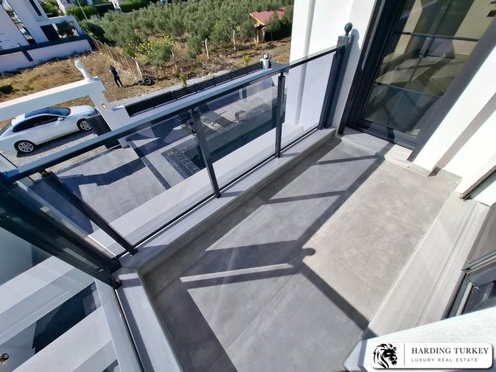 Image No.32-4 Bed Villa / Detached for sale