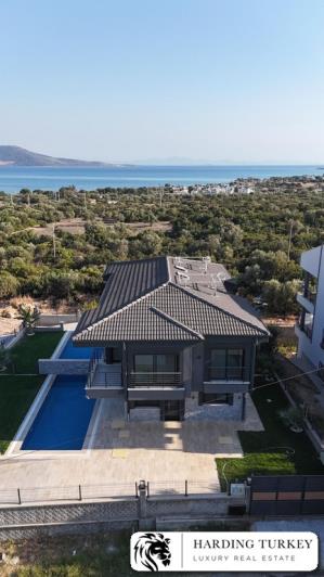 Image No.32-3 Bed Semi-Detached for sale