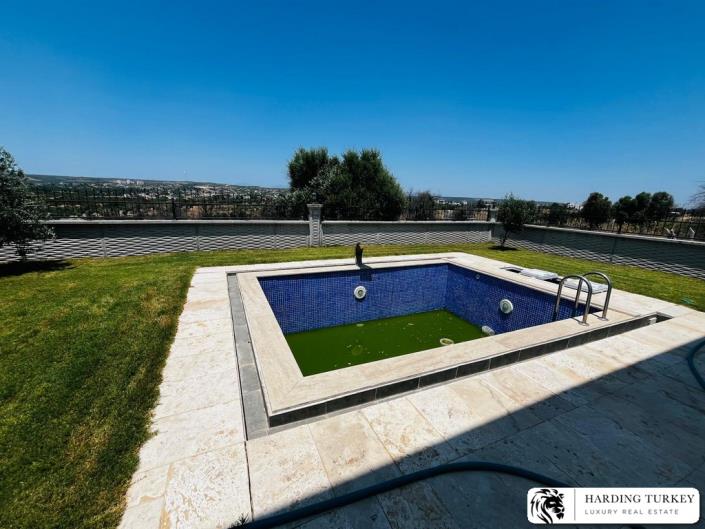 Image No.20-4 Bed Villa / Detached for sale