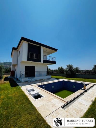 Image No.23-4 Bed Villa / Detached for sale