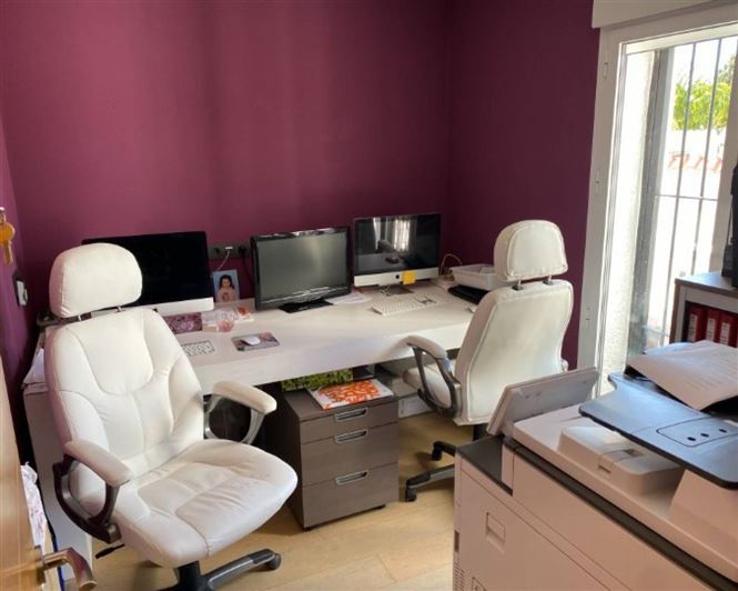 Image No.32-3 Bed Villa for sale