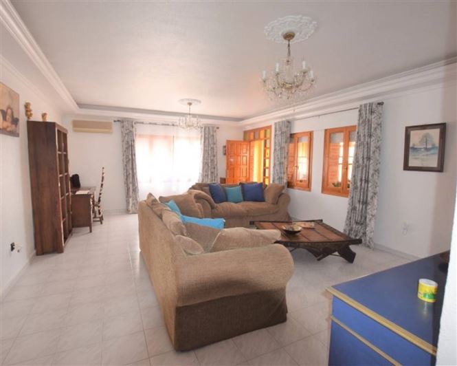 Image No.15-5 Bed Villa for sale