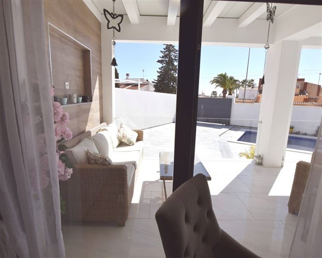 Image No.24-3 Bed Villa for sale