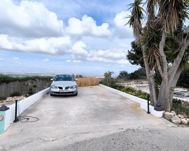 Image No.28-3 Bed Townhouse for sale