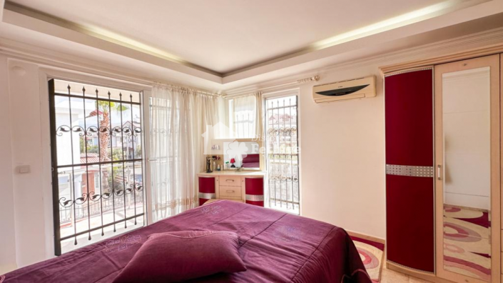 Image No.17-3 Bed Villa for sale