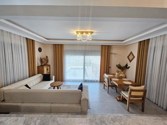 Image No.15-4 Bed Villa for sale