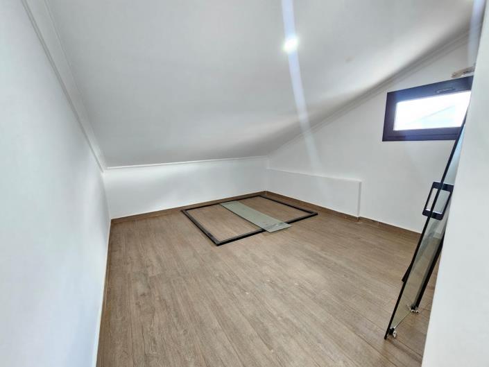 Image No.40-4 Bed Villa for sale