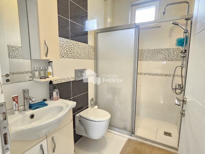 Image No.45-5 Bed Villa for sale