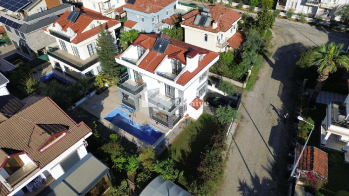 Image No.5-5 Bed Villa for sale