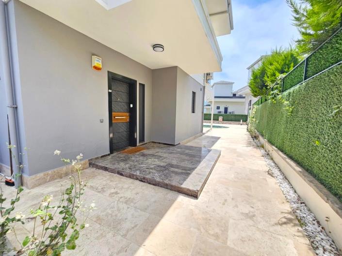 Image No.11-5 Bed Villa for sale