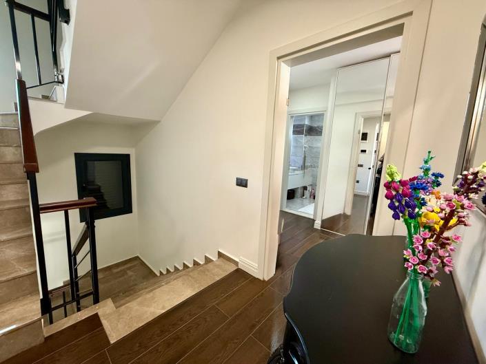 Image No.25-5 Bed Villa for sale