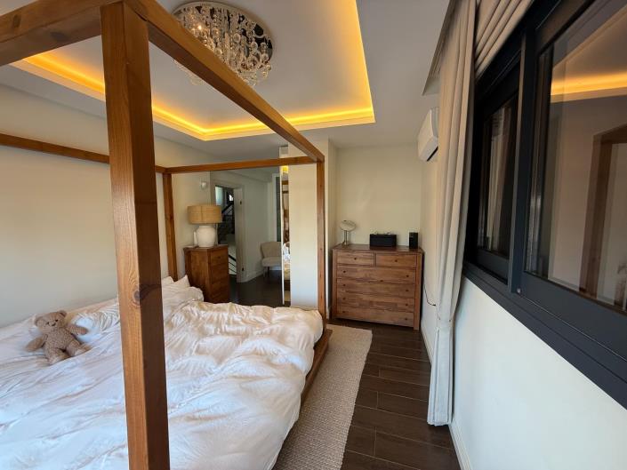 Image No.28-5 Bed Villa for sale