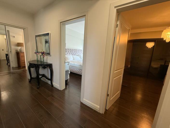 Image No.33-5 Bed Villa for sale