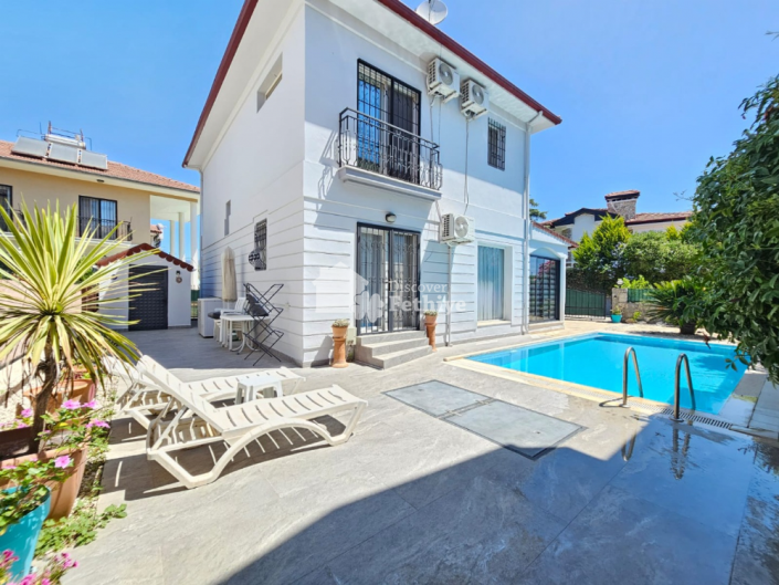 Image No.9-3 Bed Villa for sale