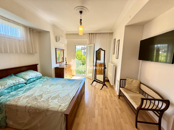 Image No.28-3 Bed Villa for sale